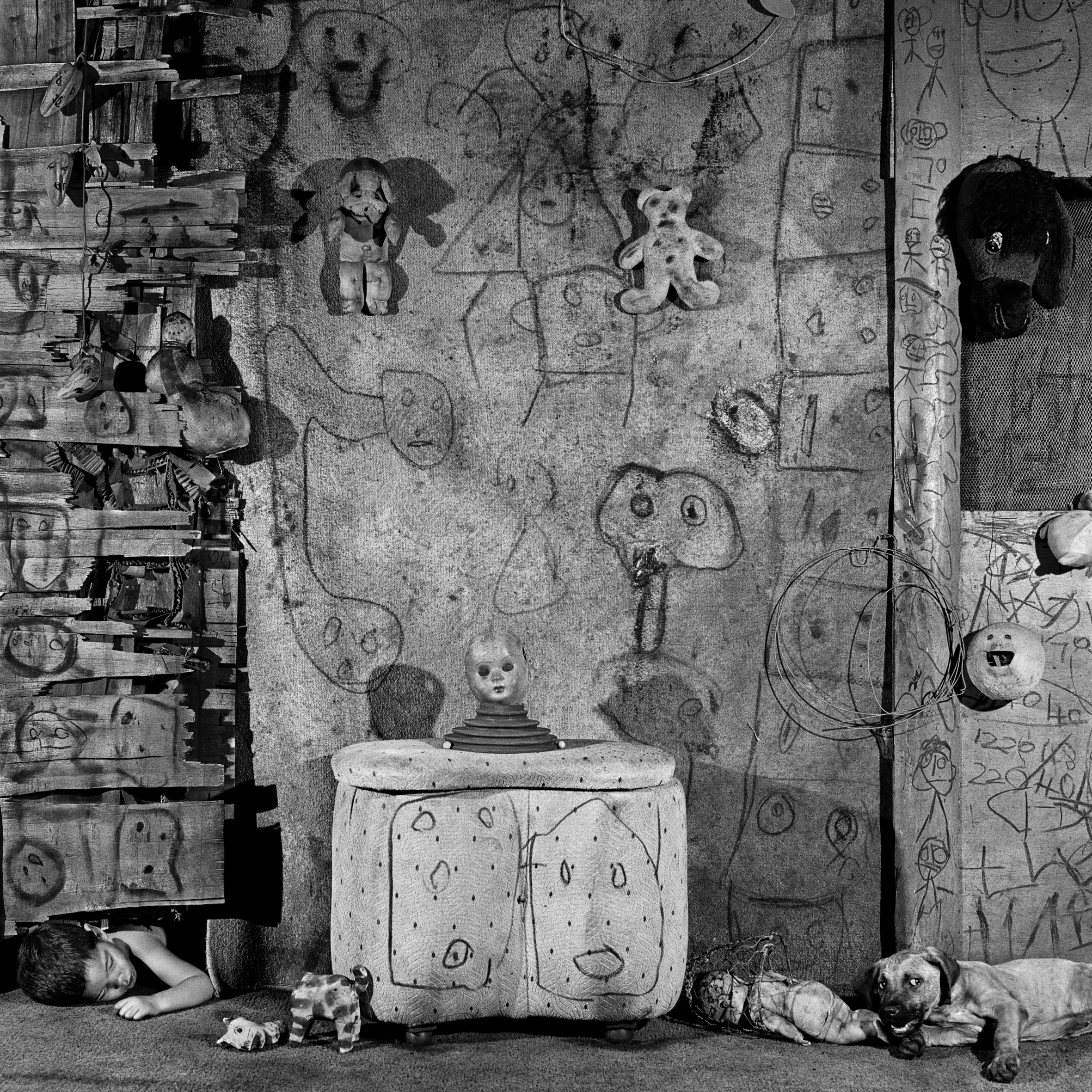 © Roger Ballen